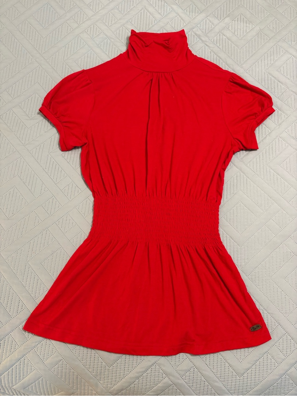 Candie’s Women’s Red Top Smocked Waist Turtle Neck Size Large